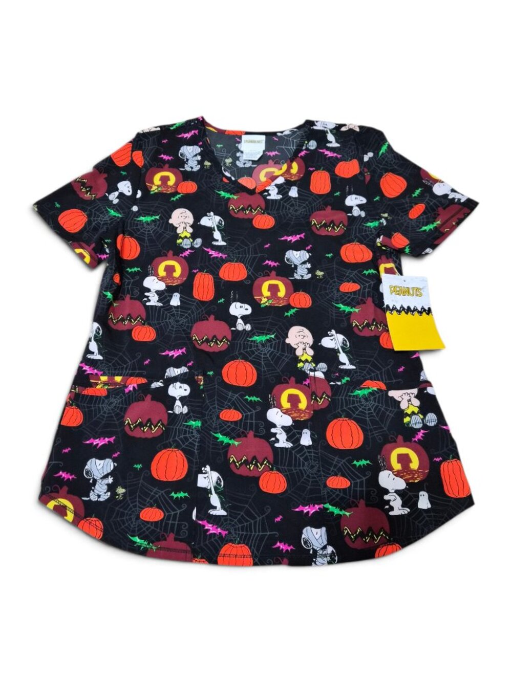 Womens V-Neck Scrub Top Peanuts Charlie Brown Spooky Snoopy Halloween Size S-3XL - Picture 1 of 8